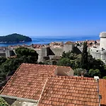 Magic - One Bedroom With Sea View