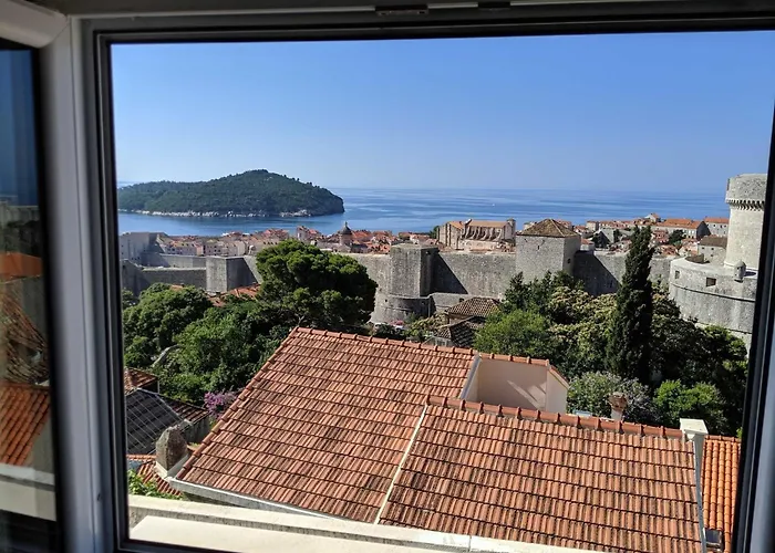 Magic - One Bedroom With Sea View Apartman *